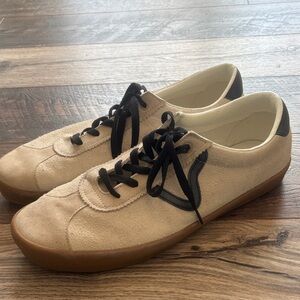 Vans low top suede skateboard shoes 13
